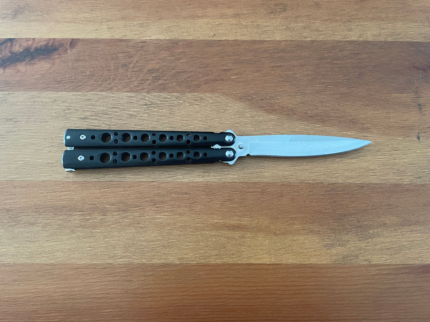 3.9" Stainless Blade Fan Knife With Chrome Zamak Handle and Holes