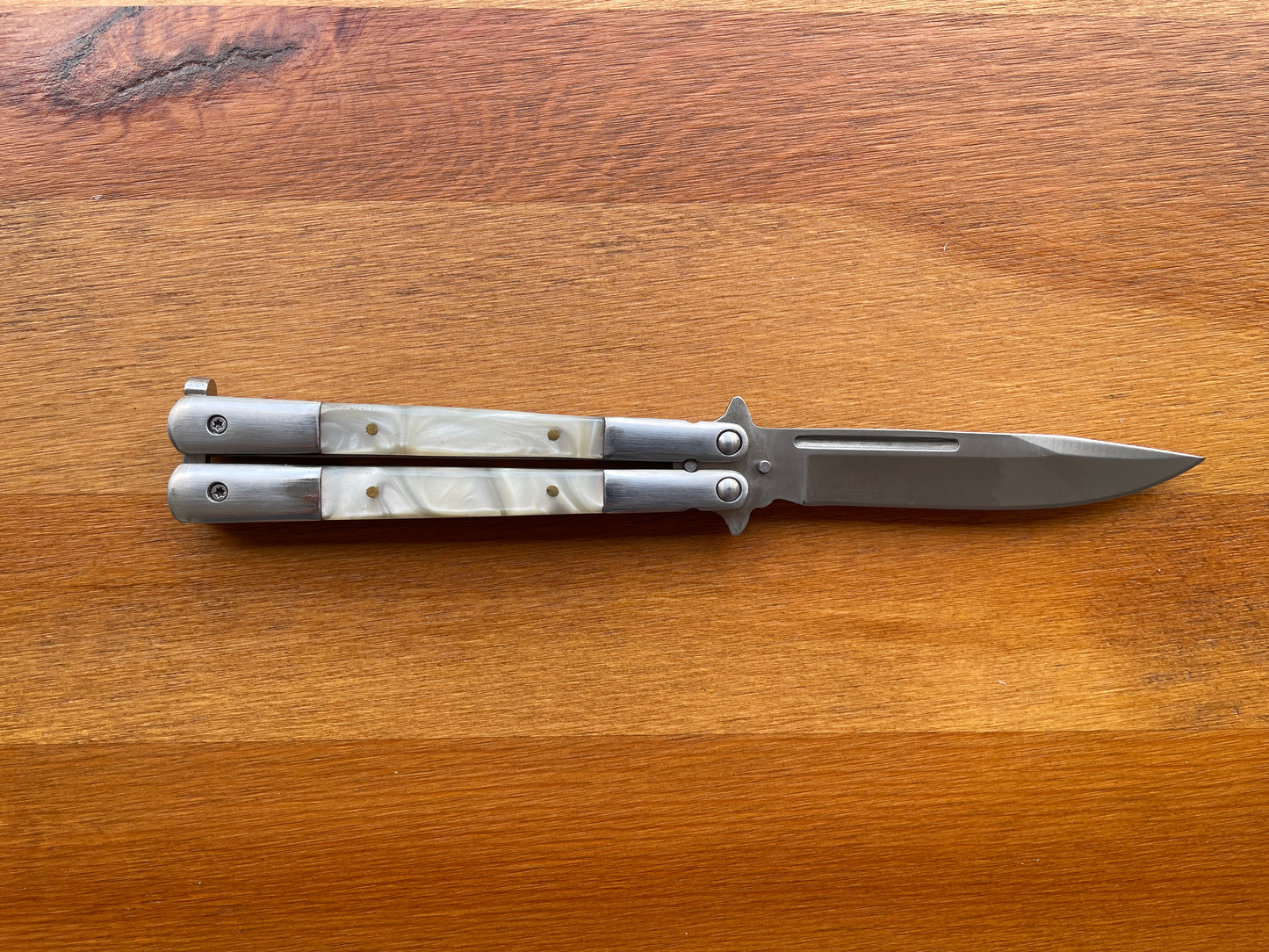 4.5" Stainless Steel Blade Fan Folding Knife Methacrylate Imitation Mother-Of-Pearl Handle