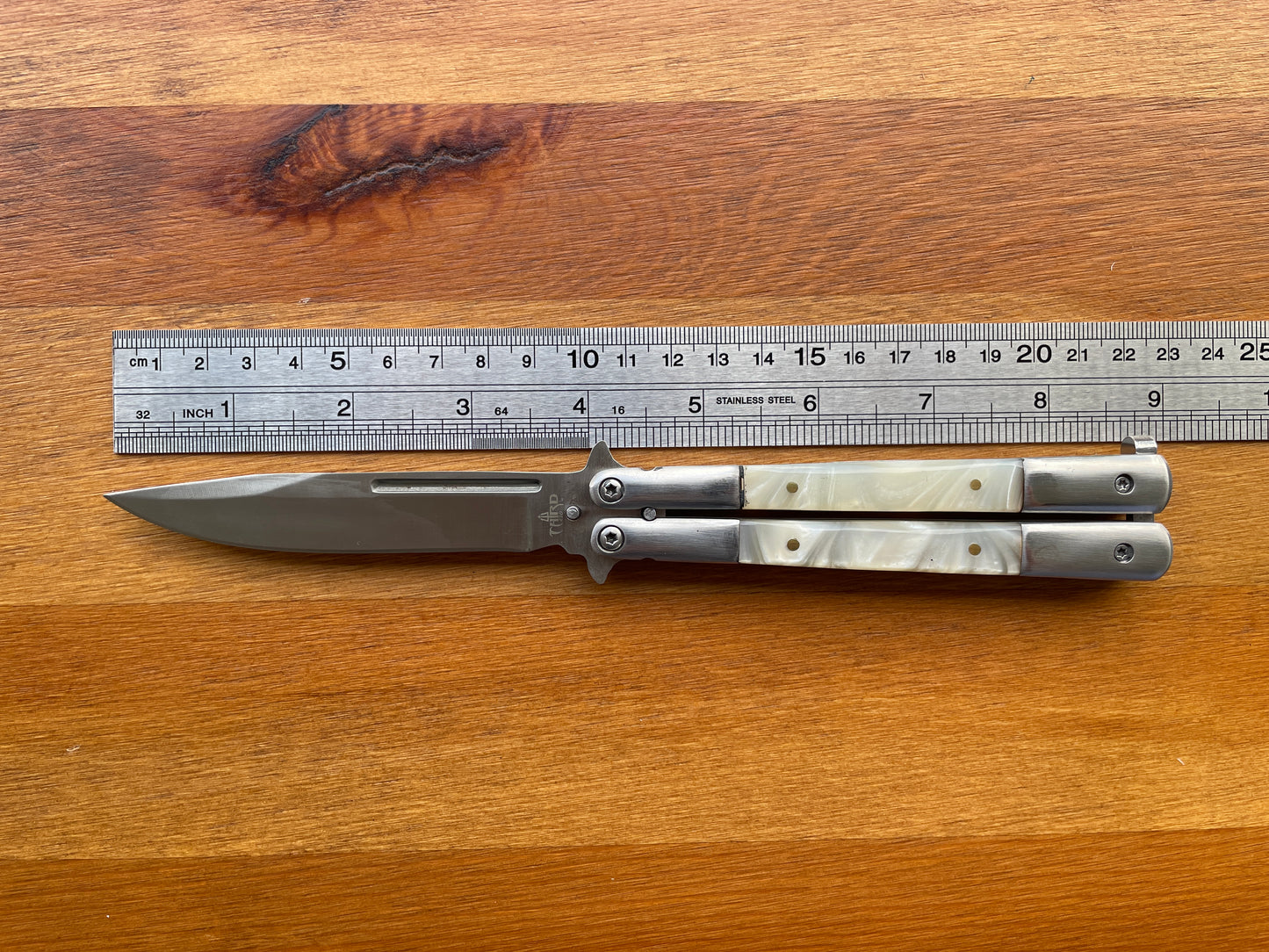 4.5" Stainless Steel Blade Fan Folding Knife Methacrylate Imitation Mother-Of-Pearl Handle