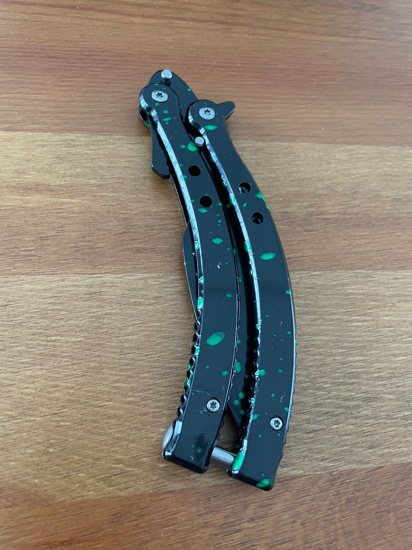 4.13" Stainless Steel Blade Folding Fan Knife Black Finish With Green Drops