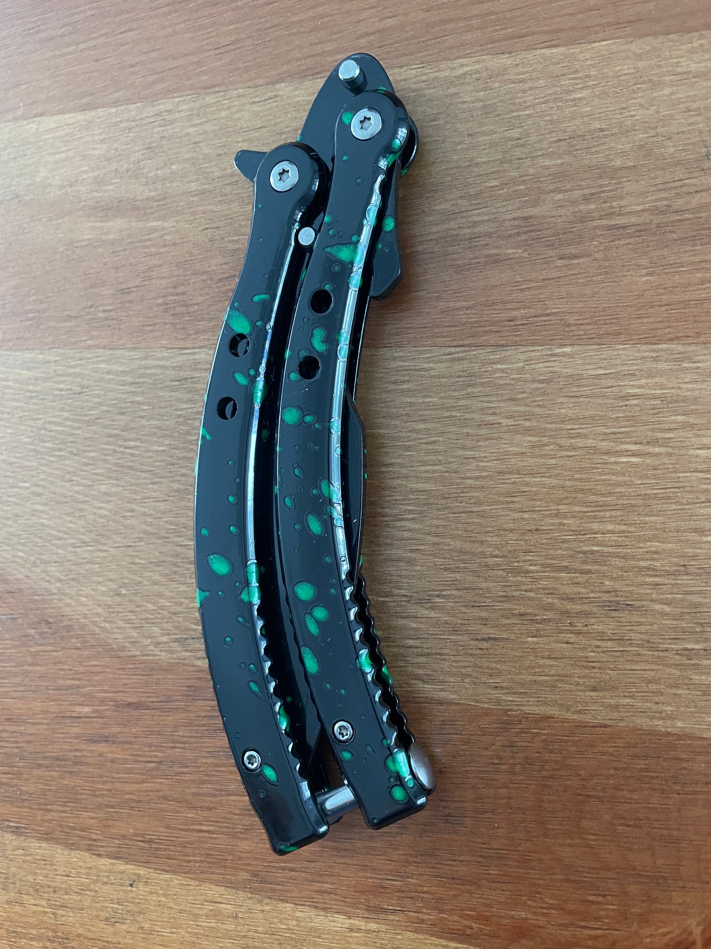 4.13" Stainless Steel Blade Folding Fan Knife Black Finish With Green Drops