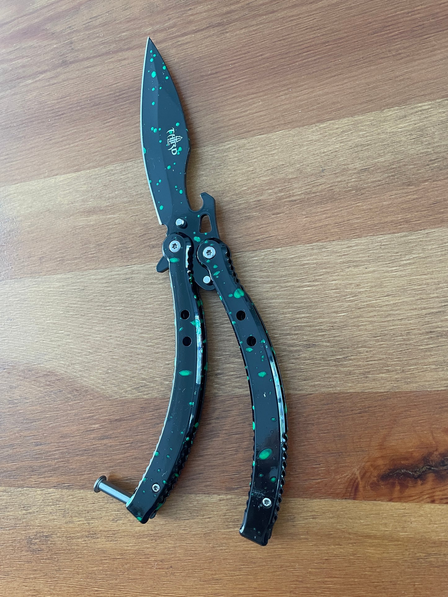 4.13" Stainless Steel Blade Folding Fan Knife Black Finish With Green Drops