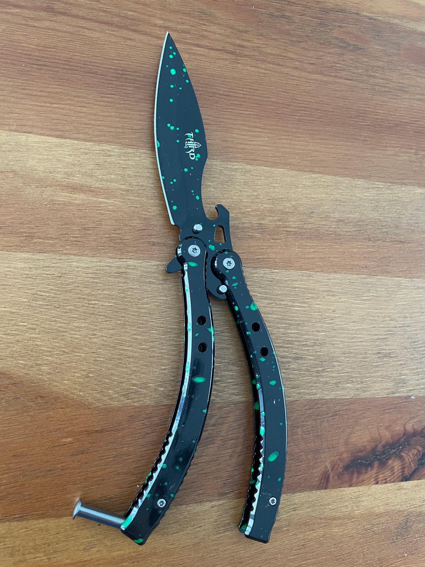 4.13" Stainless Steel Blade Folding Fan Knife Black Finish With Green Drops