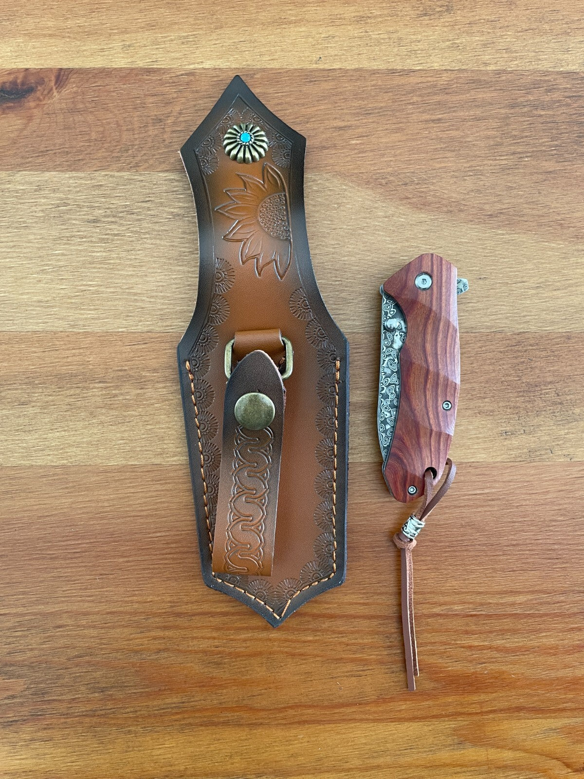 2.9” Damascus 73 Layers Navaja Pocket Knife with Wood Scales Leather Sheath