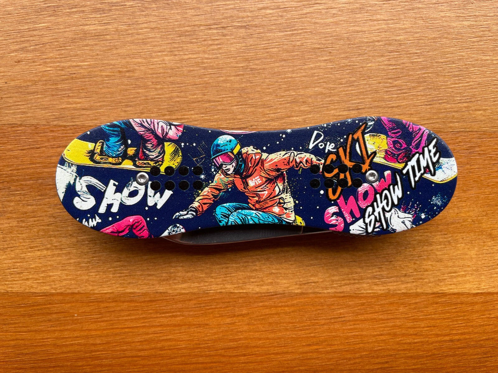 3.14 in. Navaja Snowboard Board Pocket Knife Bottle Opener Liner Lock From Spain