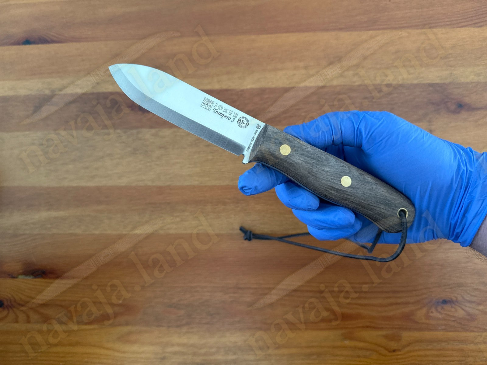 Joker BS9 Trampero Hunting Knife 3.94" Blade 14C28N Walnut Handle + Sheath Spain