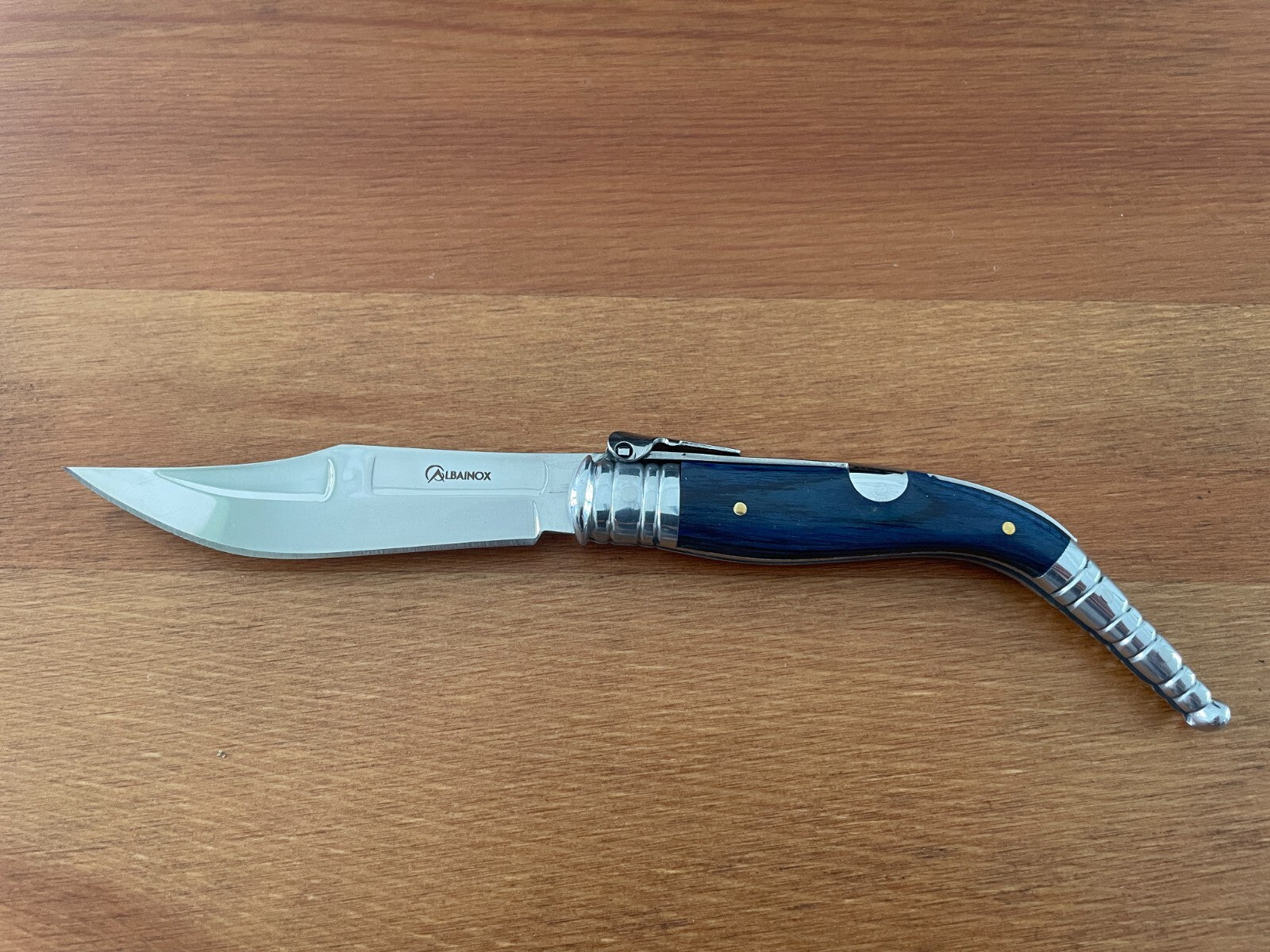 3.54" Blade Spanish Navaja Sevillana Pocket Knife Blue Wood Scales / Ratchet