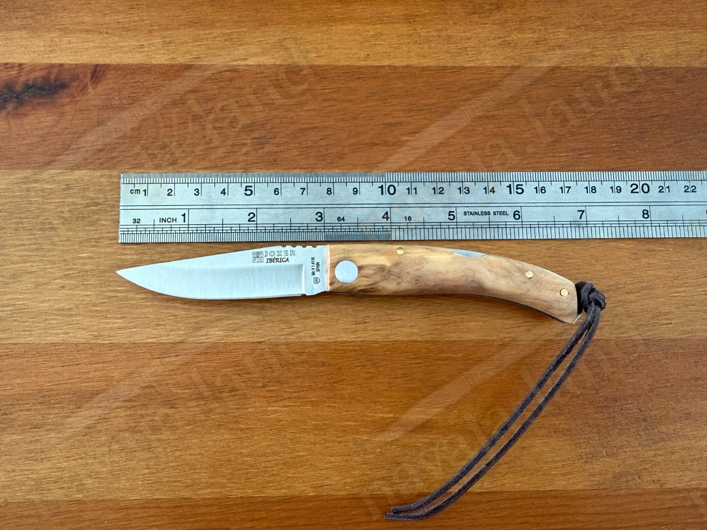 Joker Ibérica Folding Knife Olive Wood Handle 2.95” MOVA 1.4116 Stainless Steel