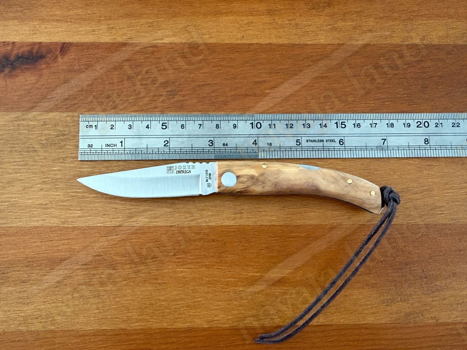 Joker Ibérica Folding Knife Olive Wood Handle 2.95” MOVA 1.4116 Stainless Steel