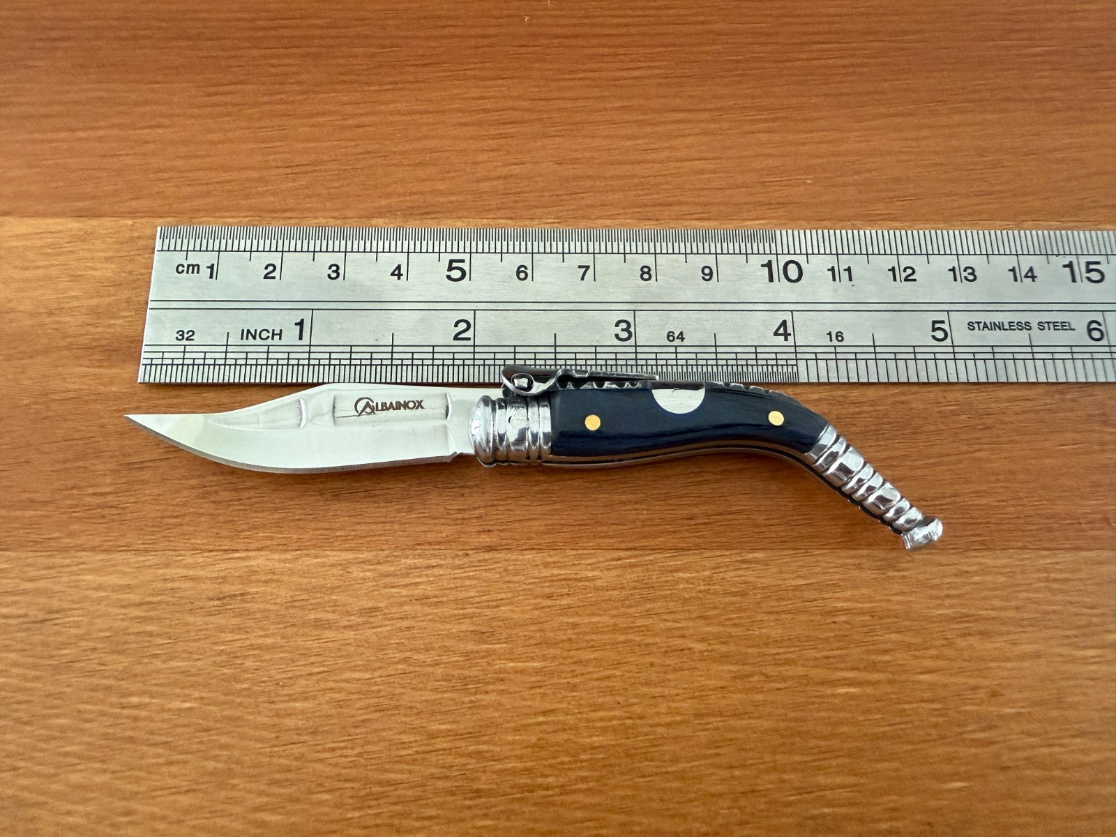 2" Blade Spanish Navaja Sevillana Pocket Knife Blue Wood Scales with Ratchet
