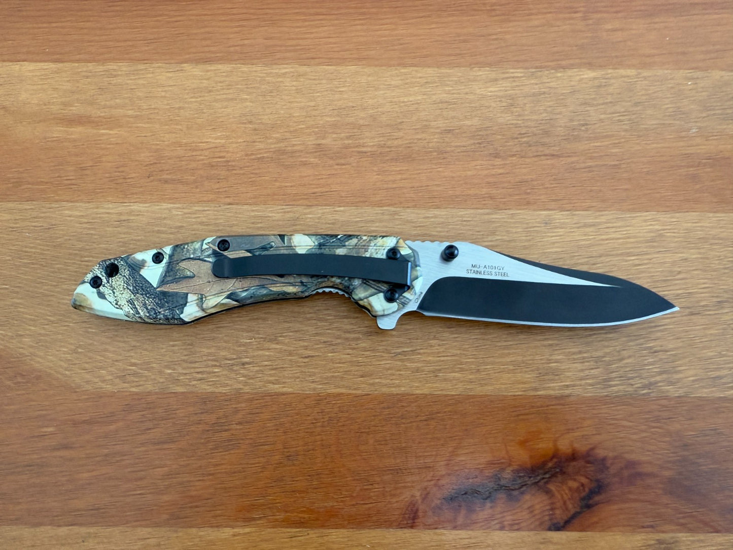 3.5" Steel Blade Master USA Folding Knife Assisted Pocket Clip Camo Handle