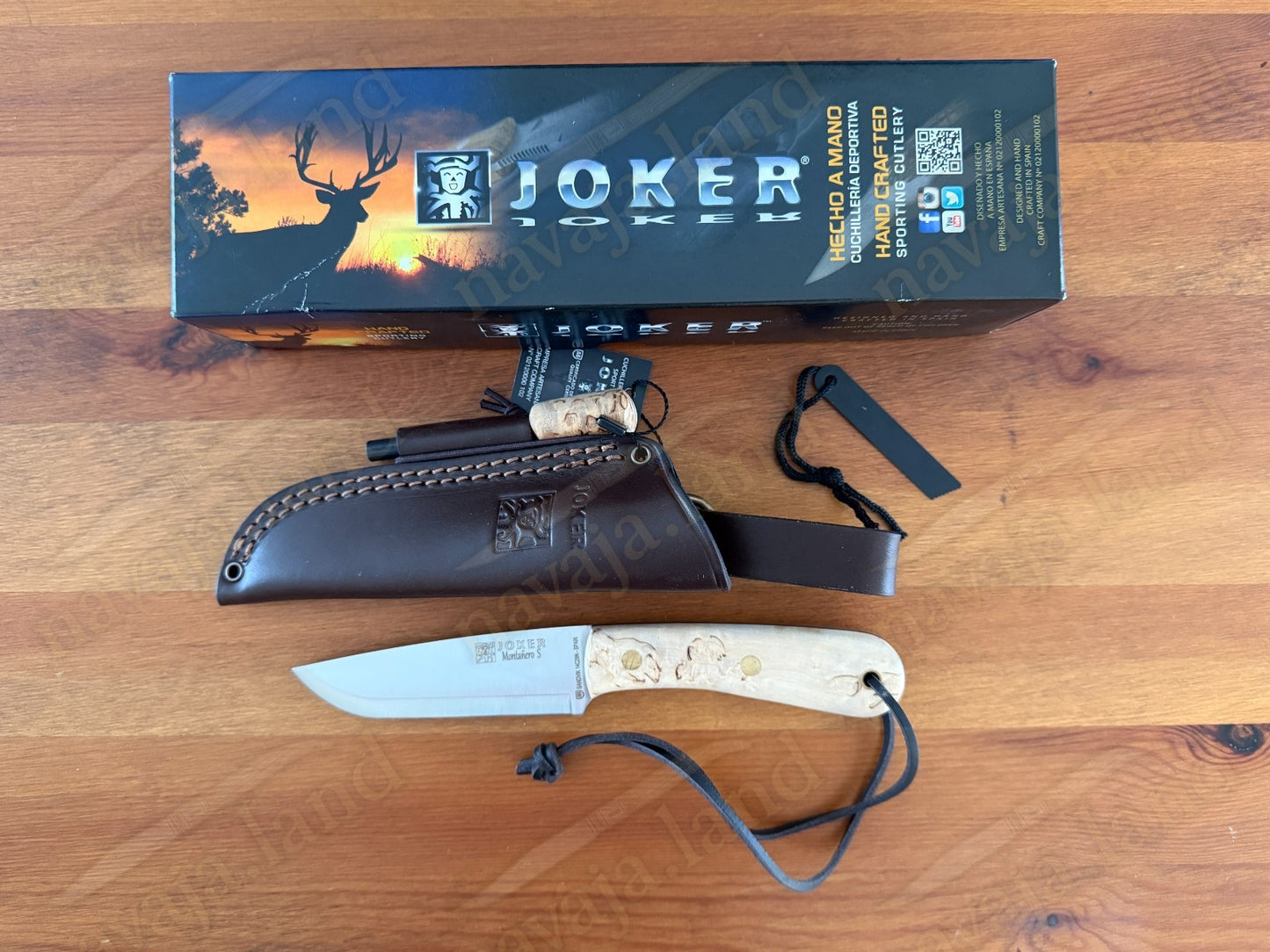 Joker Montañero Fixed Knife 4.3" Sandvik 14C28N Steel Curly Birch Handle Spain