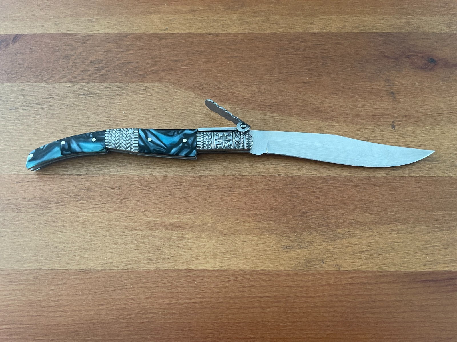 4.3" Arabian Style Navaja with Ratchet Pocket Knife Acrylic Scales From Spain