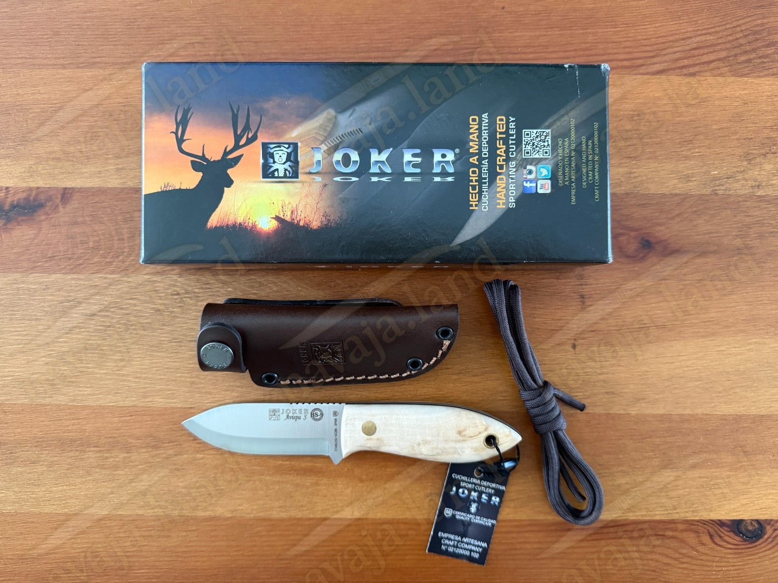 Joker Avispa S Bushcraft Knife – 3.15” Sandvik 14C28N Blade - Curly Birch Handle