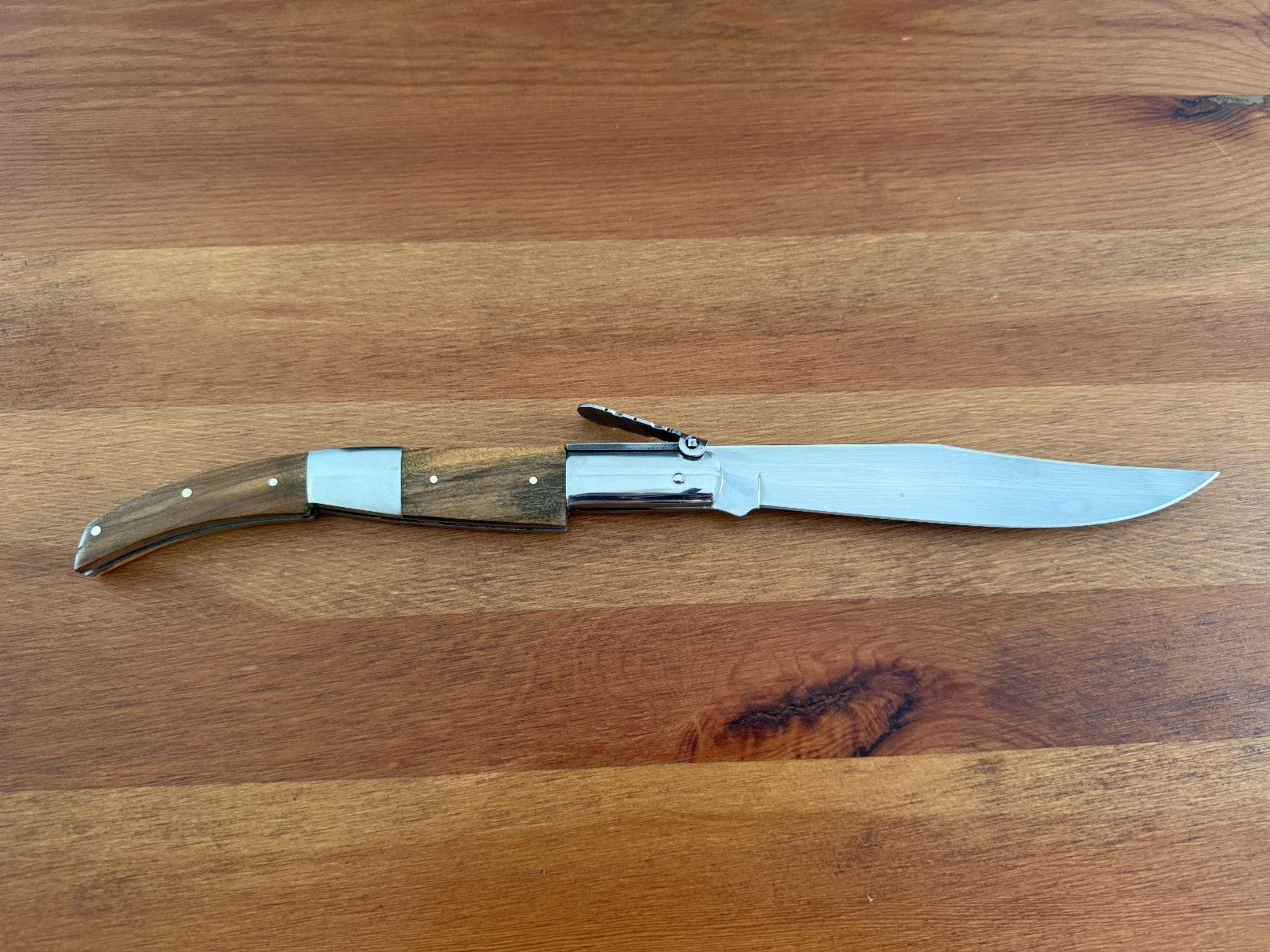 5.9" Arabian Style Navaja with Ratchet Pocket Knife Olive Wood & Steel Handle