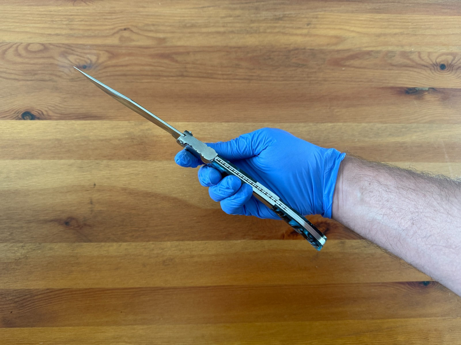 5.9" Arabian Style Navaja with Ratchet Pocket Knife Blue Acrylic & Steel Handle