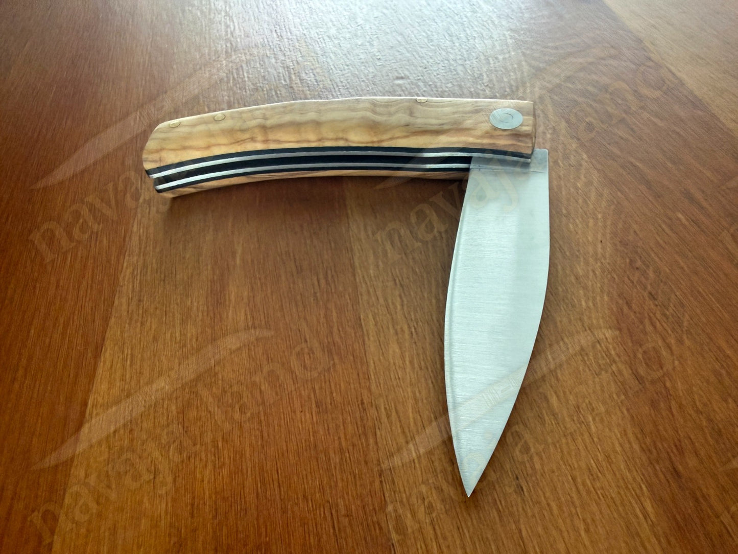 Joker BECADA Knife – 3.15” Sandvik 14C28N Blade | Olive Wood | Lockback - Spain