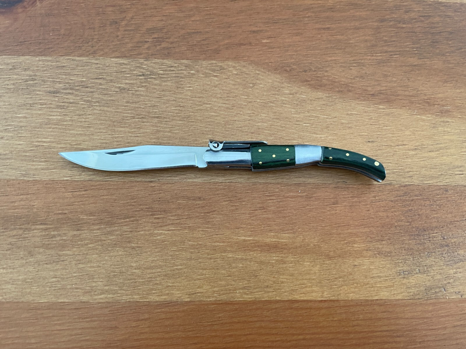 2.75” Arabian Style Navaja Folding Pocket Knife Green Wood and Steel Handle