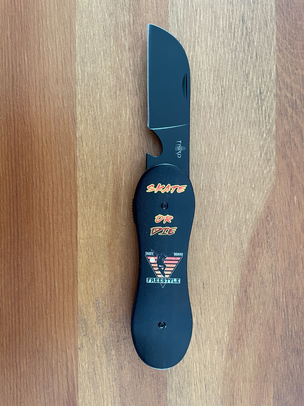 3.14 in. Navaja Skate Board Pocket Knife Bottle Opener Liner Lock From Spain