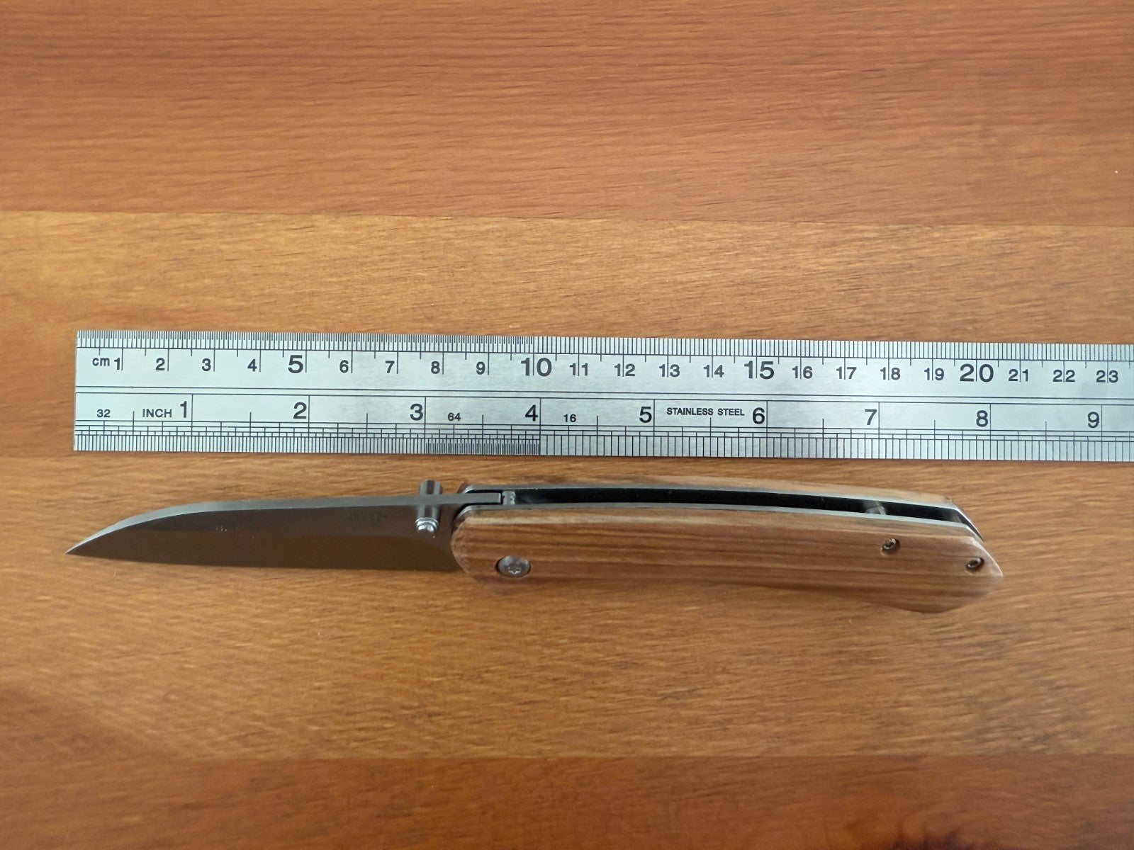 Folding Knife 8.5 cm 3.3 in Blade Zebrawood Handle Liner Lock Pocket Clip