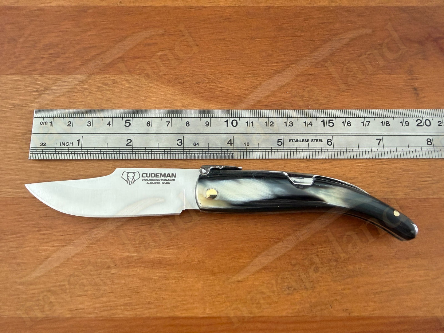 Cudeman Albaceteña 380-A Folding Knife – Bull Horn Handle | Molybdenum Vanadium
