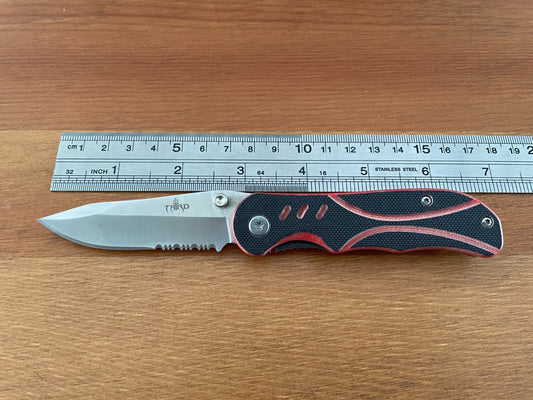 3" 420 Steel Pocket Knife Serrated Pocket Clip Bicolor Black/Red Handle & Sheath