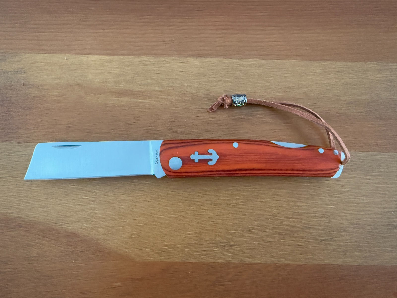 2.95" Cut Tip Navaja Pocket Knife Sailor / Marinera Red Wood Handle Lockback