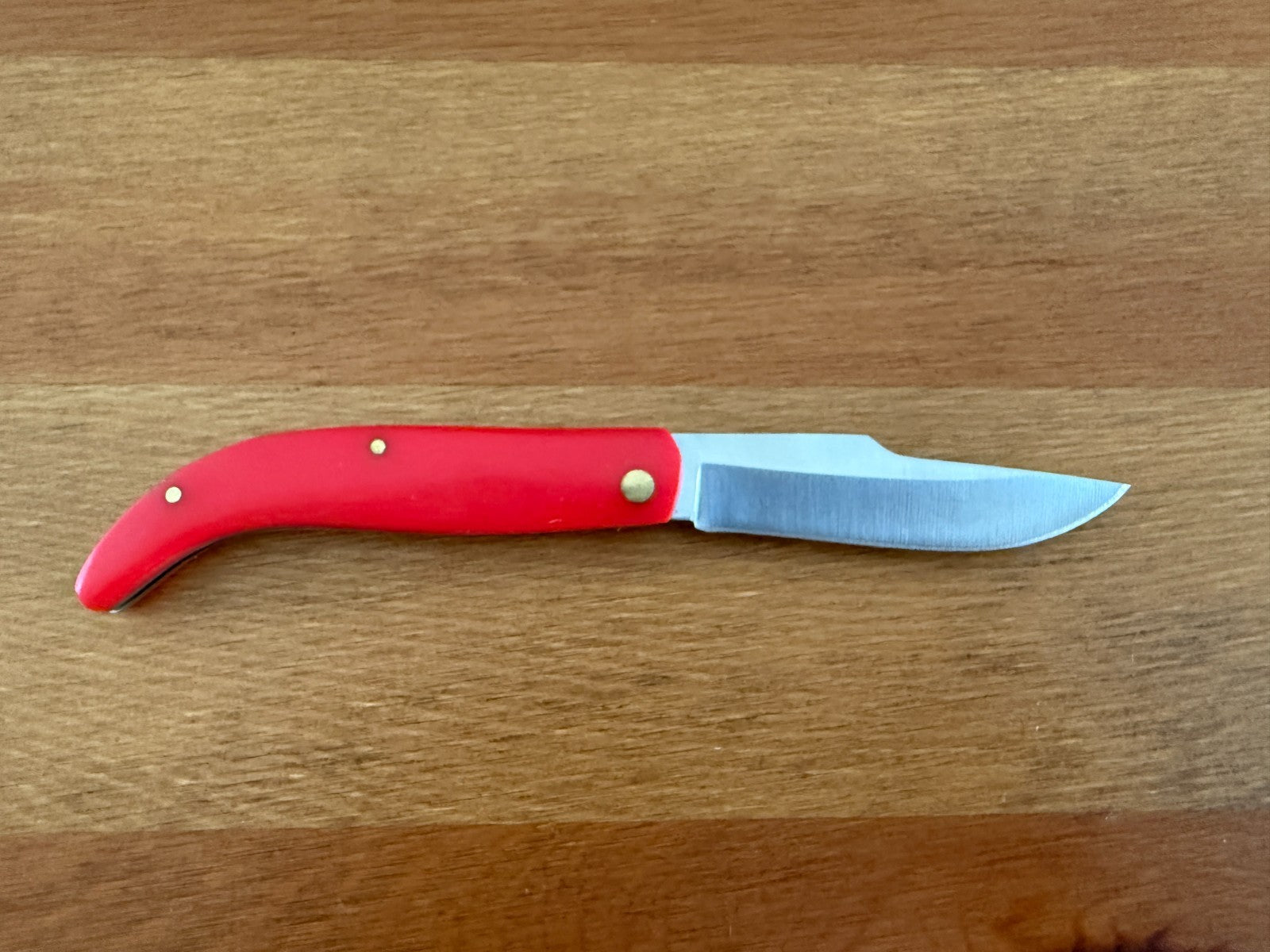 2.76" 440 Stainless Steel Blade Pocket Knife Red Plastic Handle Don Quijote