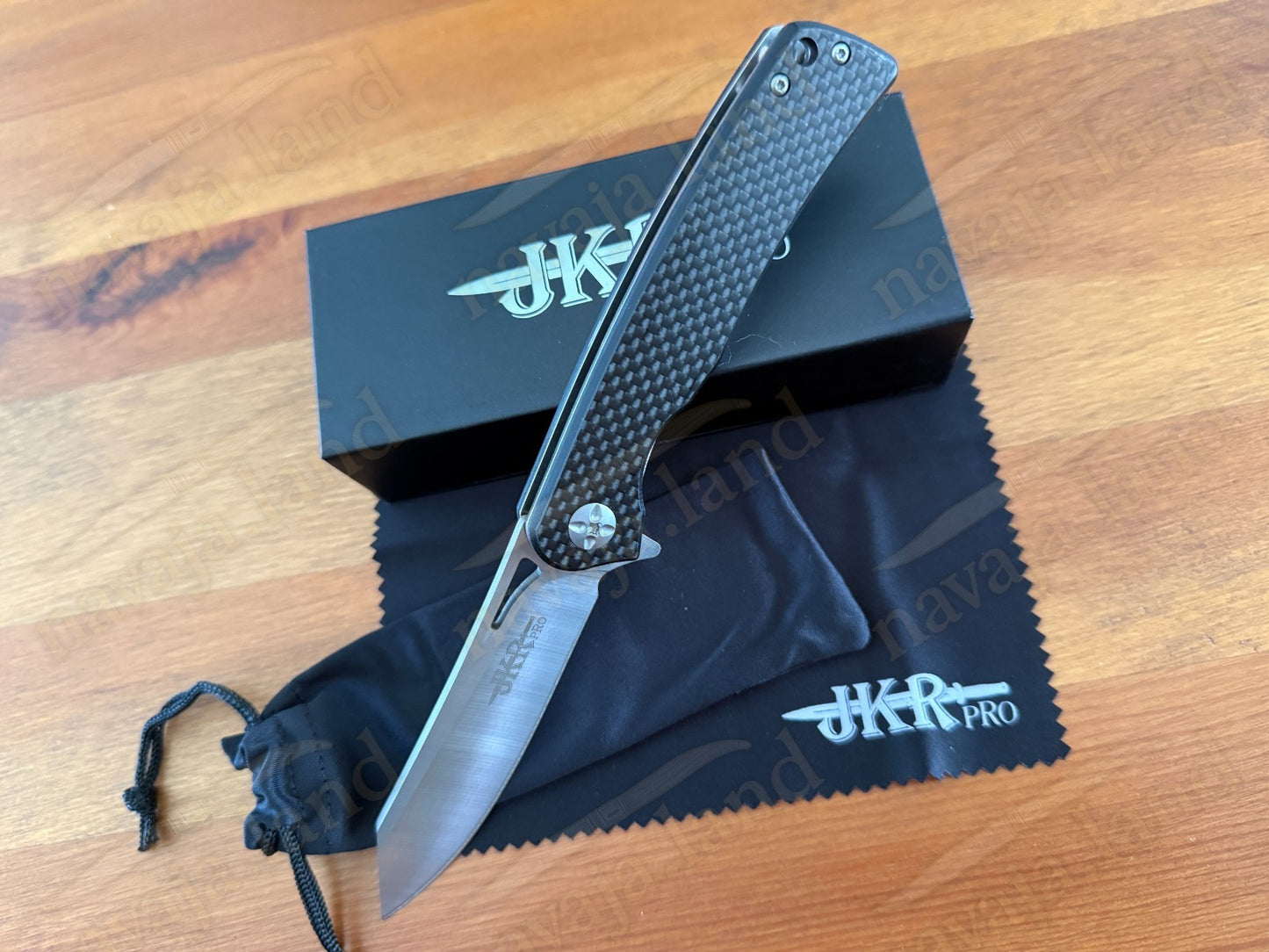 Folding Knife Carbon Fiber & G10 Handle - D2 Steel - 3.5" Blade Presentation Box