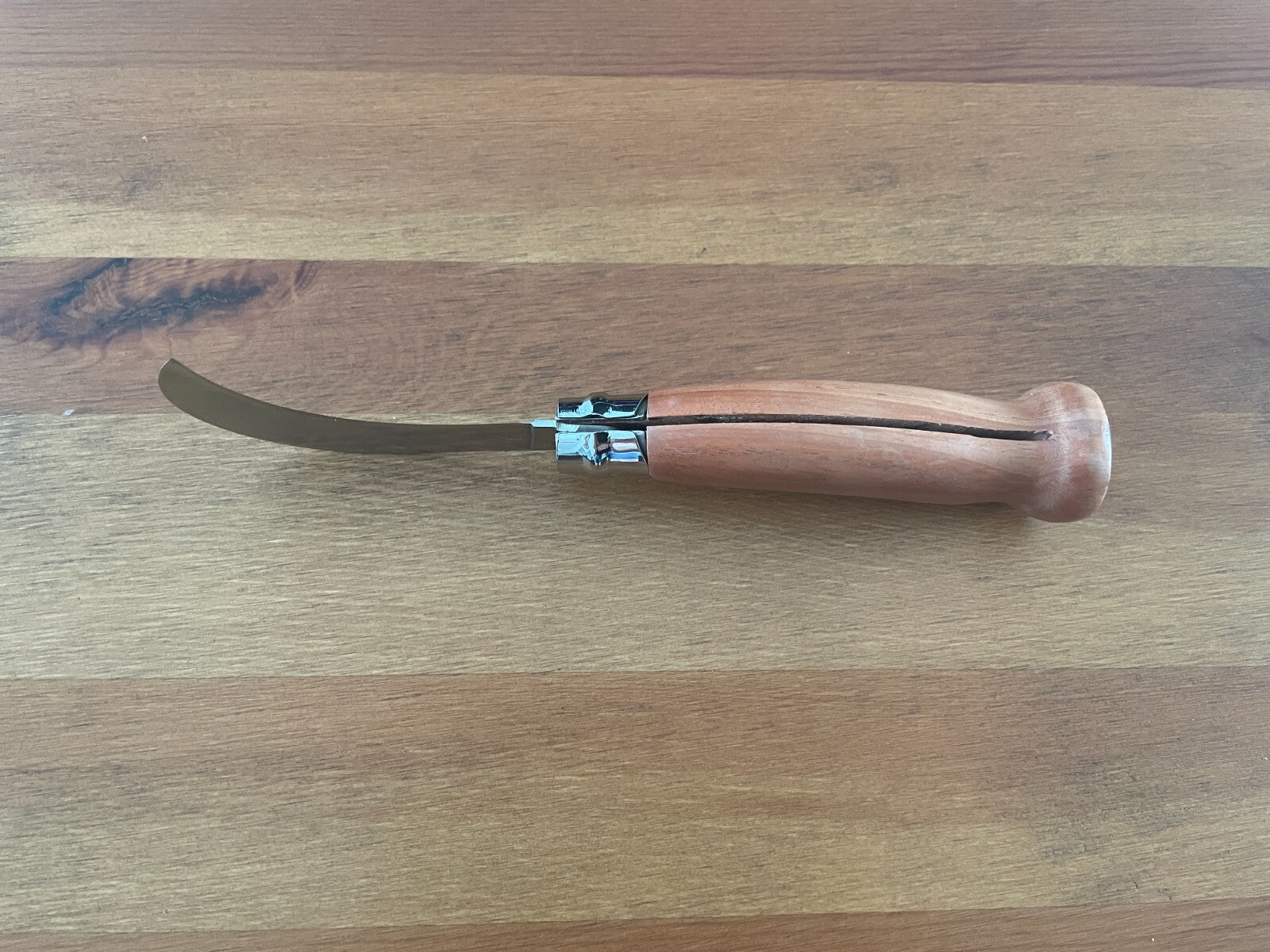 3.3" Hawkbill Tranchete Pocket Knife Extremeña Wood Handle Girolock and Sheath