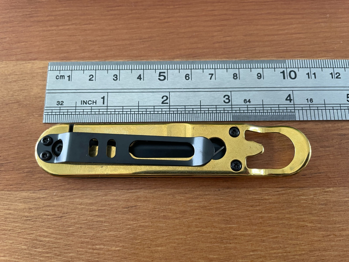 2.17" 420 Steel Oyster Pocket Knife Black-finished Aluminum Handle Bottle Opener