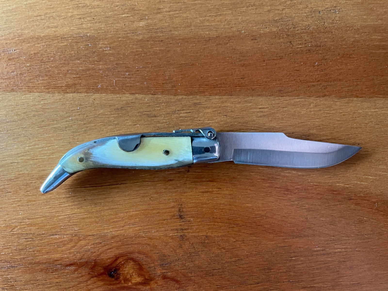 2.5” Stainless Steel Blade Spanish Navaja Pocket Knife Bull Horn Scales - Spain