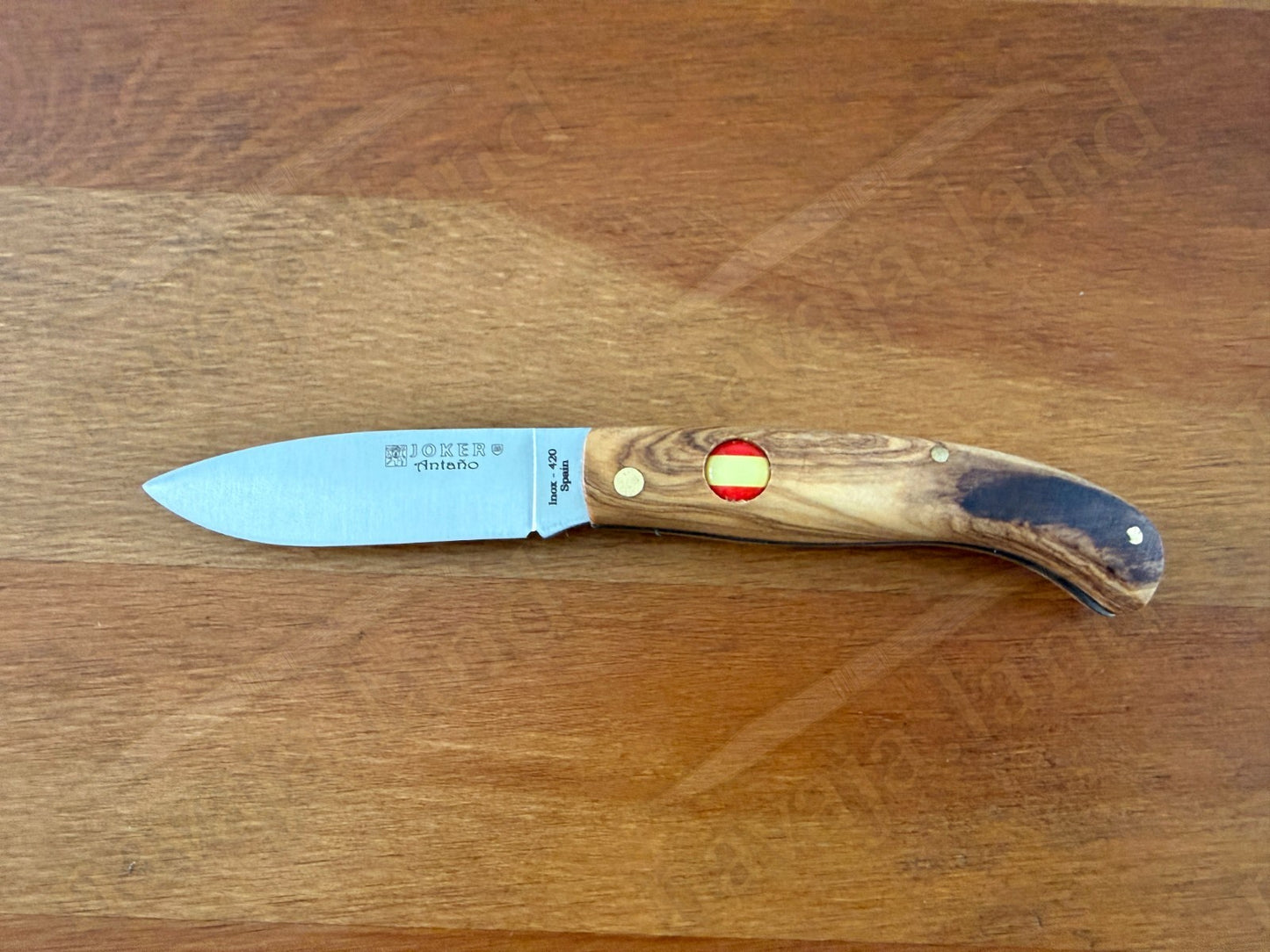 2.75” Joker Antaño Camping Folding Knife (Olive Wood Handle - Spanish Flag)