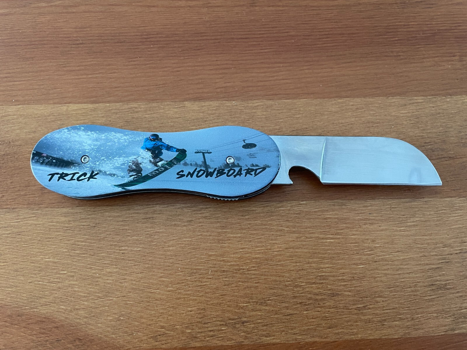 3.14 in. 420 Steel Navaja Snowboard Pocket Knife Bottle Opener Liner Lock