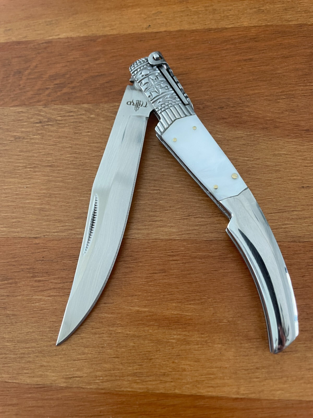 4.3" Arabian Style Navaja with Ratchet Pocket Knife Pearl Silk Model From Spain