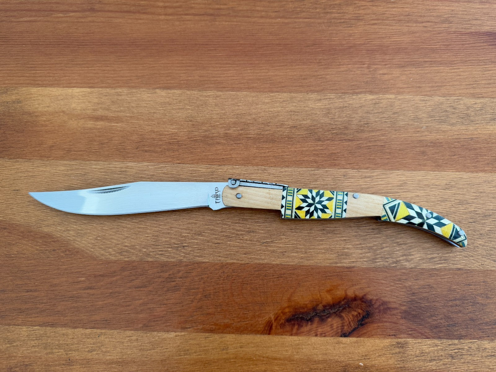 5" Arabian Style Spanish Navaja with Ratchet Pocket Knife Maple Wood Handle