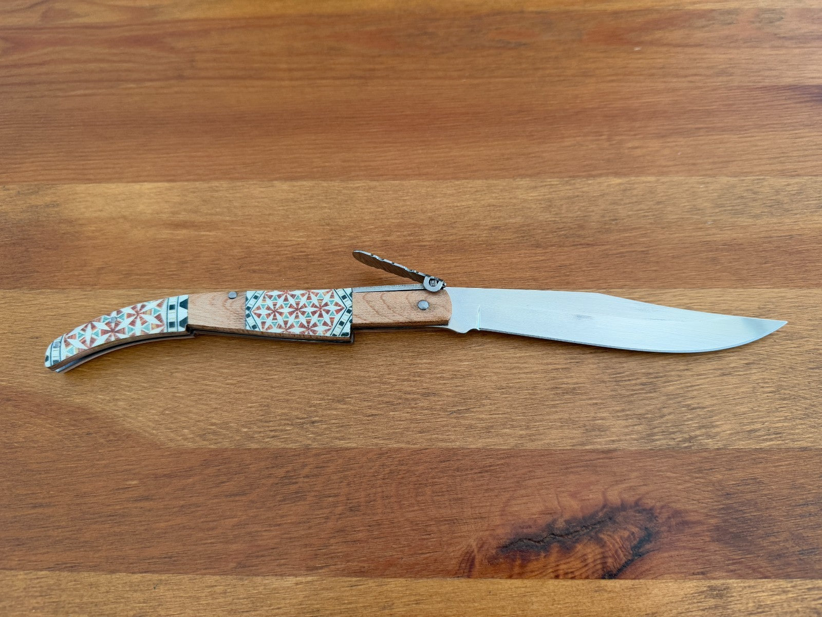 5" Arabian Style Spanish Navaja with Ratchet Pocket Knife Maple Wood Handle