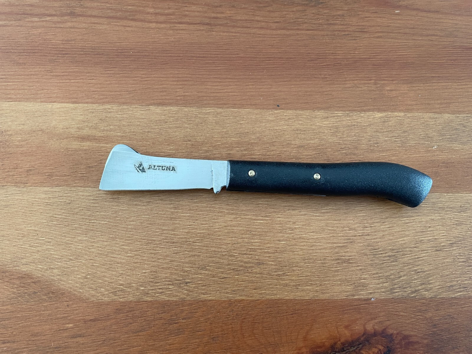 2.8" Stainless Steel Grafting Field Knife Fixed Blade Plastic Handle From Spain