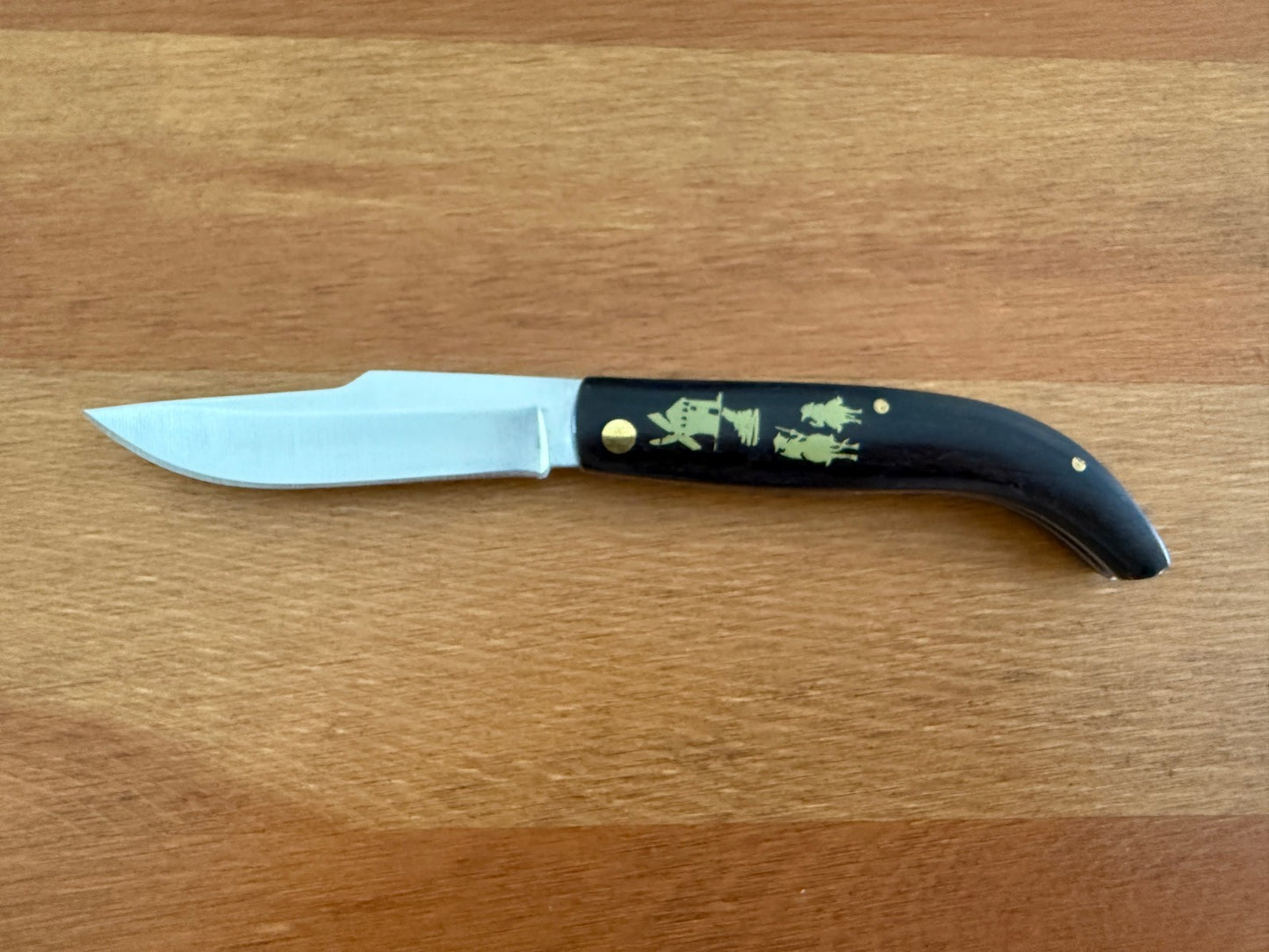 2.76" 440 Stainless Steel Blade Pocket Knife Dark Wooden Handles Don Quijote