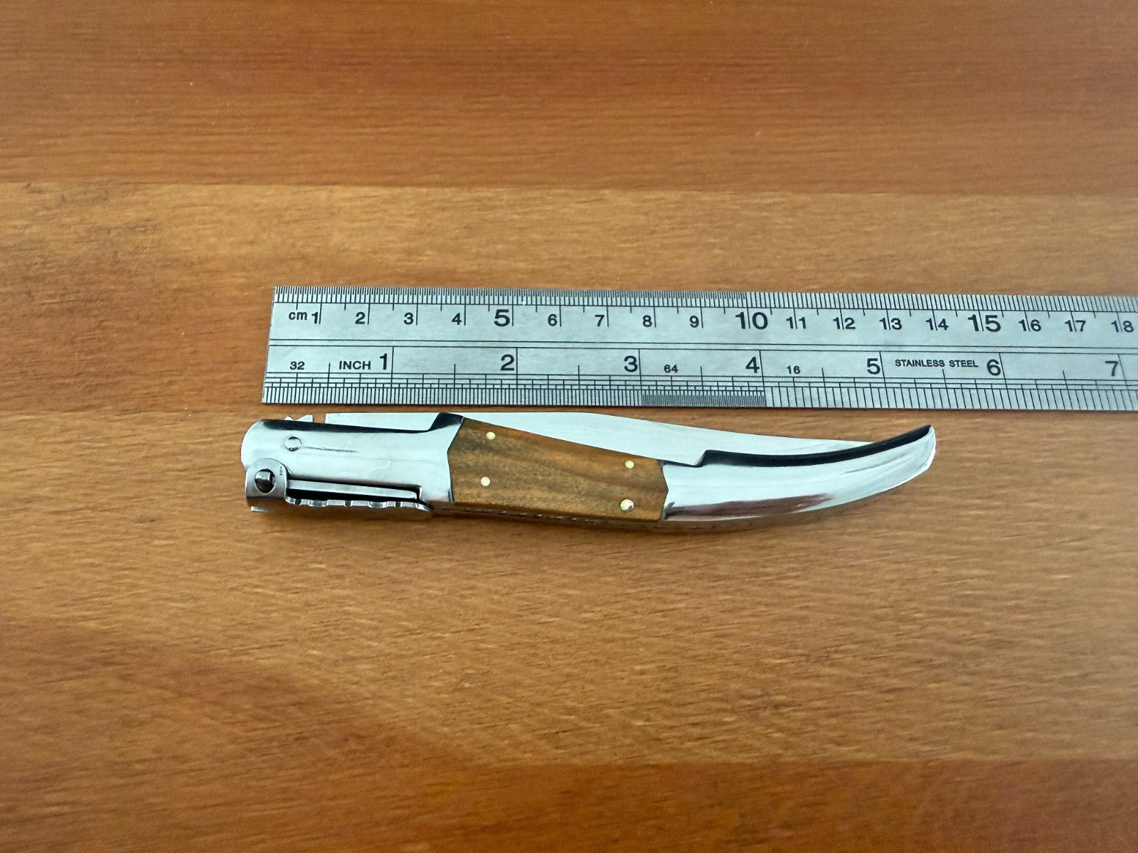 4.3" Arabian Style Navaja with Ratchet Pocket Knife Olive Wood Scales From Spain