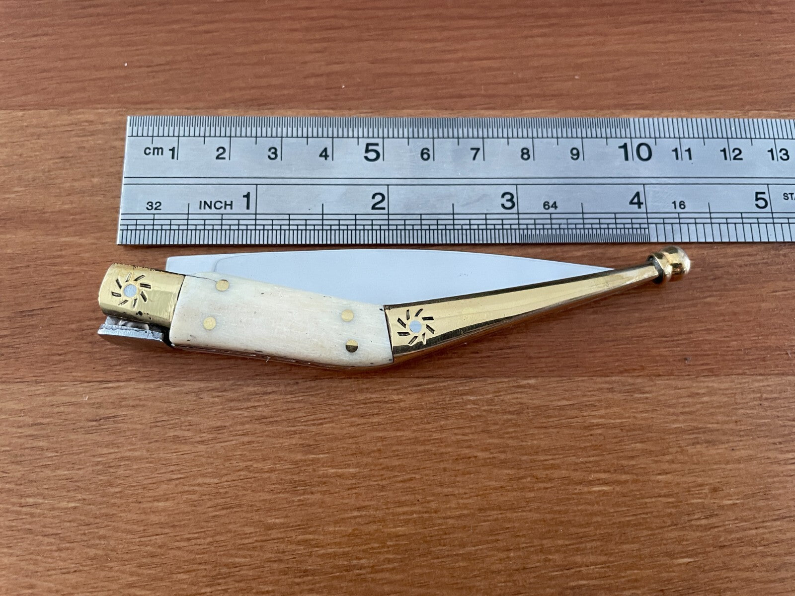 3.2" 420 Steel Navaja Tramuntana Empordanesa Brass Ferrules & Polished Bone