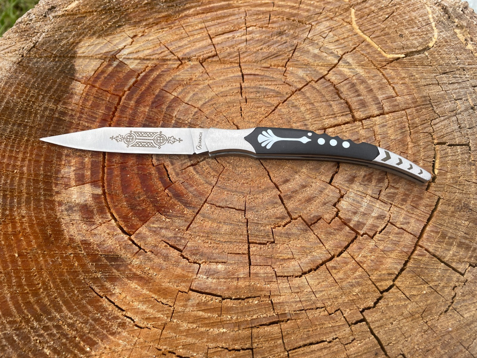 3.46" Spanish Navaja Pocket Knife Laser Decorated Blade ABS/Black Handle