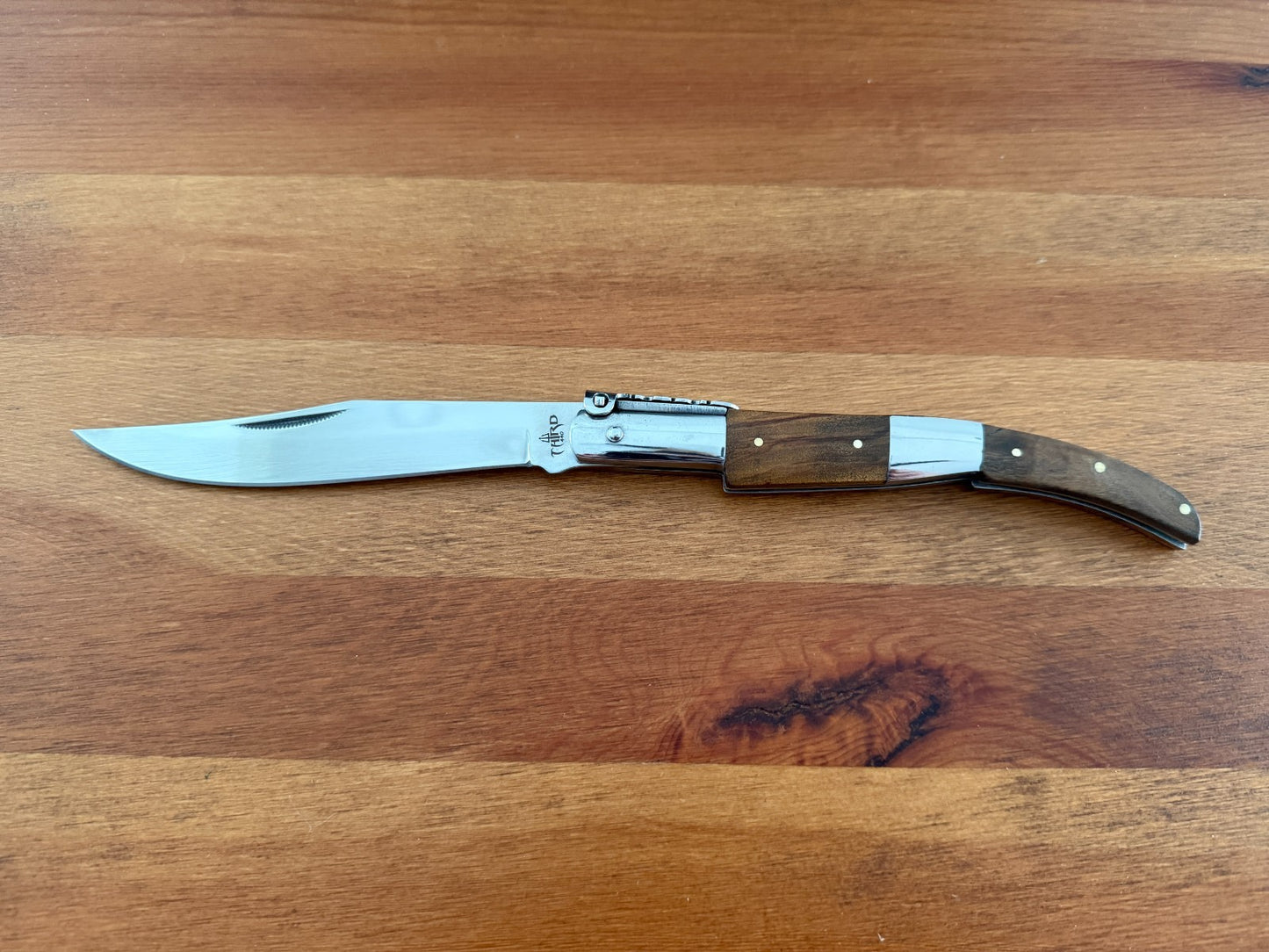 5.1" Arabian Style Navaja with Ratchet Pocket Knife Olive Wood and Steel Handle
