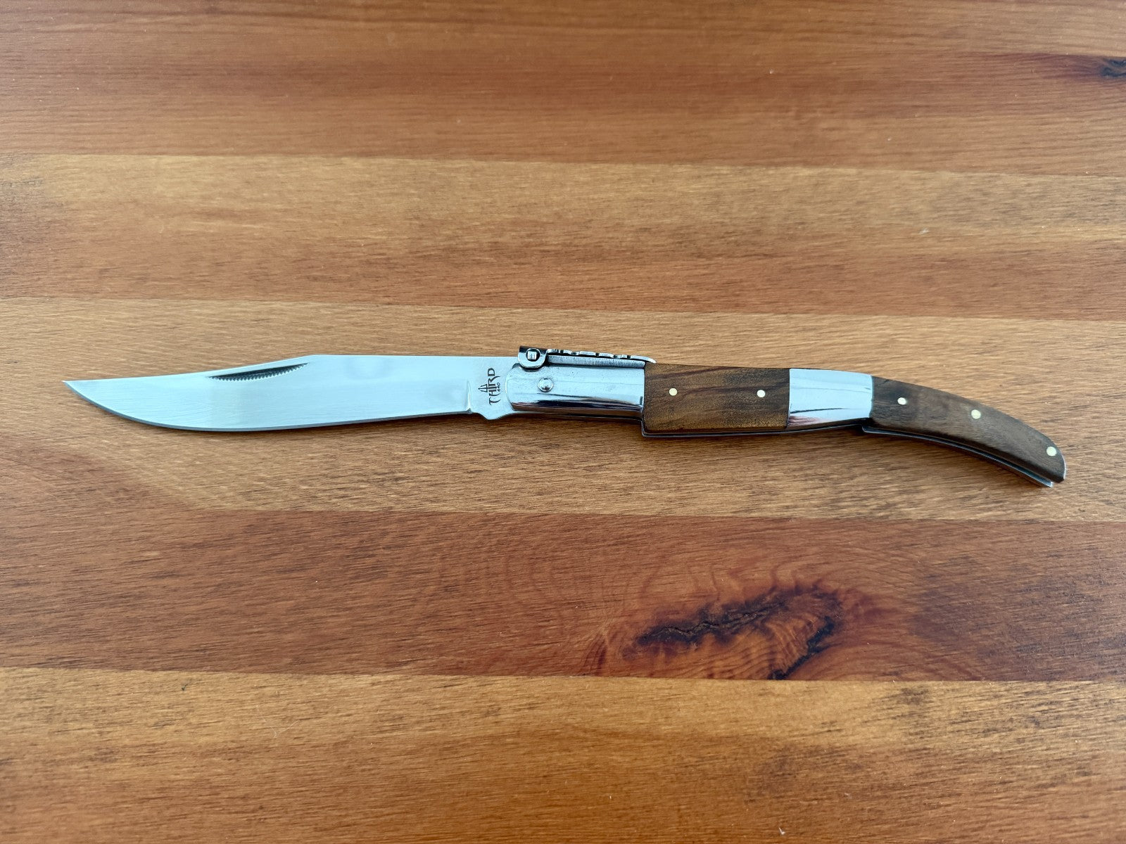 5.1" Arabian Style Navaja with Ratchet Pocket Knife Olive Wood and Steel Handle