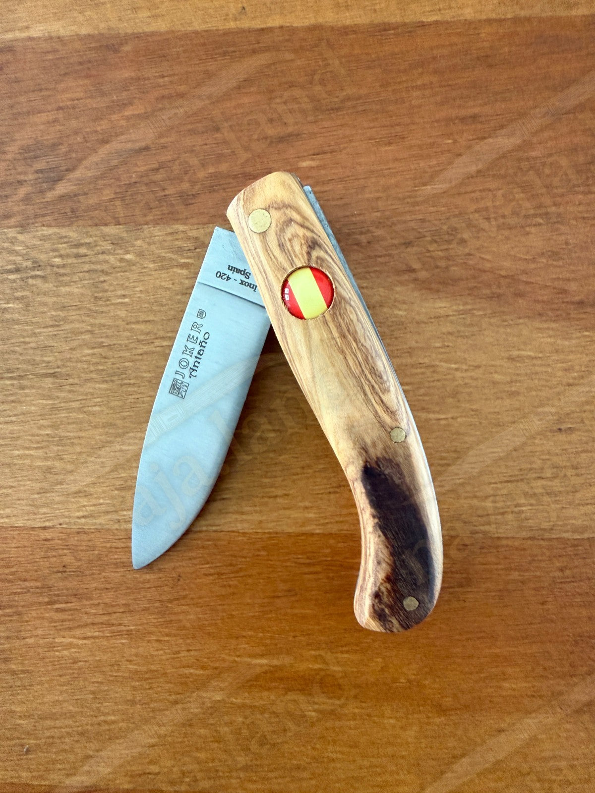 2.75” Joker Antaño Camping Folding Knife (Olive Wood Handle - Spanish Flag)