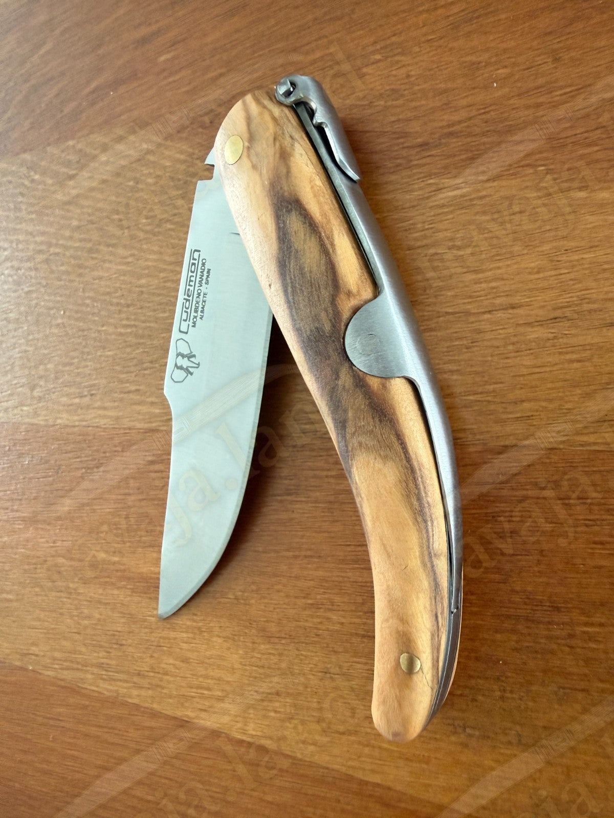 Cudeman Albaceteña 380-L Folding Knife – Olive Wood Handle | Molybdenum Vanadium