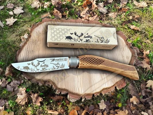 Martins Hunting Caza Folding Knife – 420 Steel 3.5" -Olive Wood Handle Giroblock