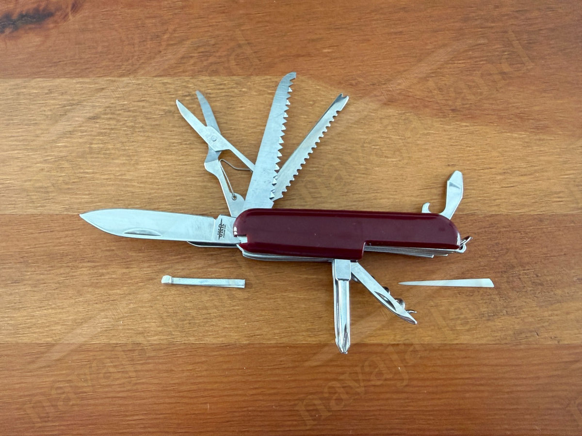 Multitool 11 Uses Pocket Knife With Nylon Sheath Good Quality Multiuse - Spain