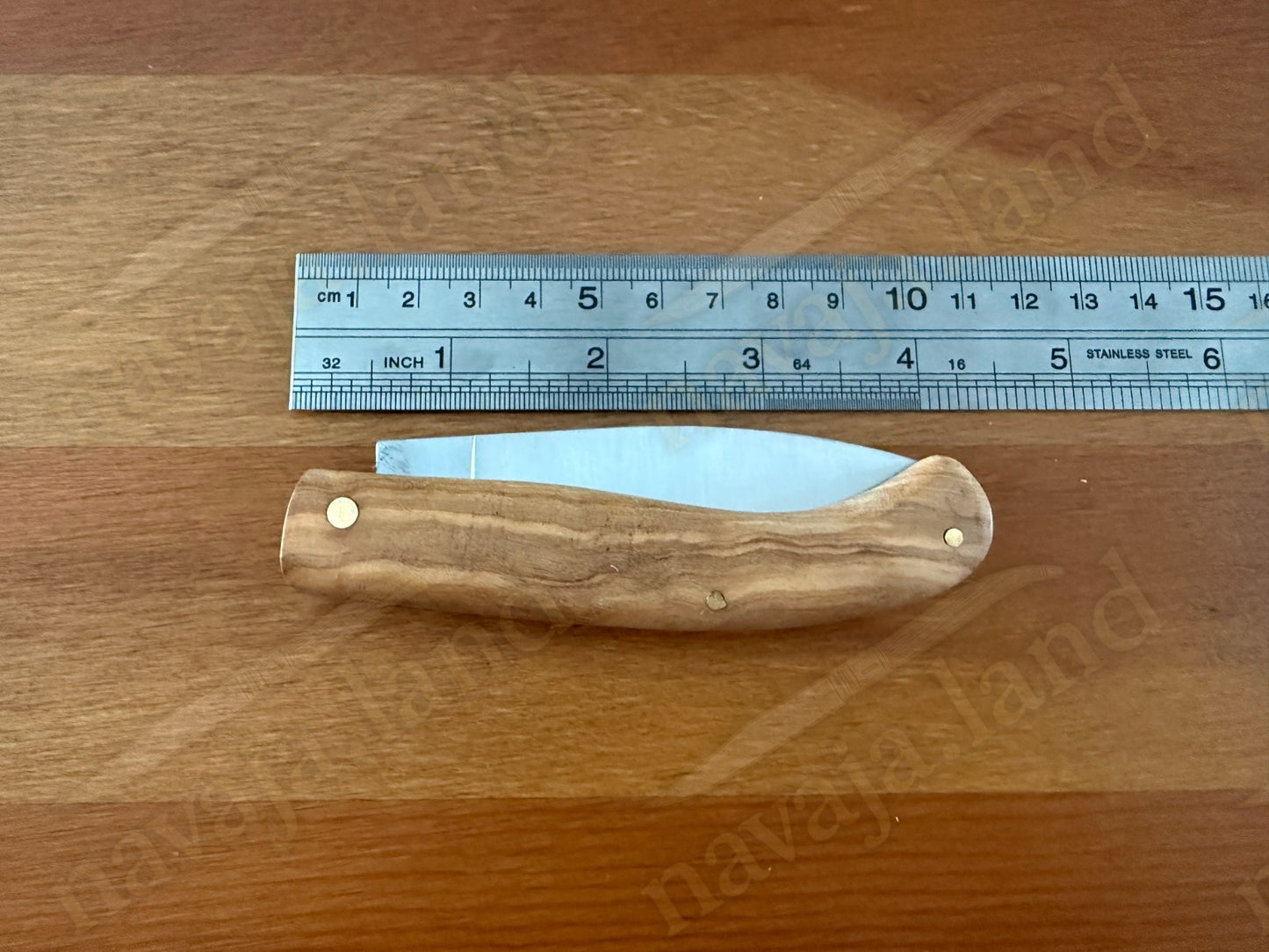 3.14” Joker Antaño Camping Folding Knife (Olive Wood Handle - Spanish Flag)