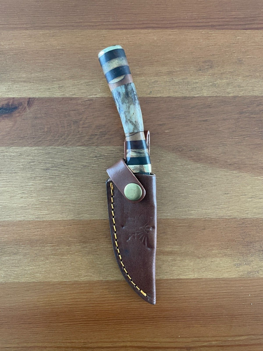 3.7 in. Handmade Damascus Steel Skinner Knife Leather Sheath Included